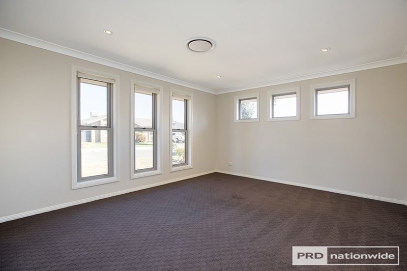 Photo - 54 Semillon Drive, Tamworth NSW 2340 - Image 10