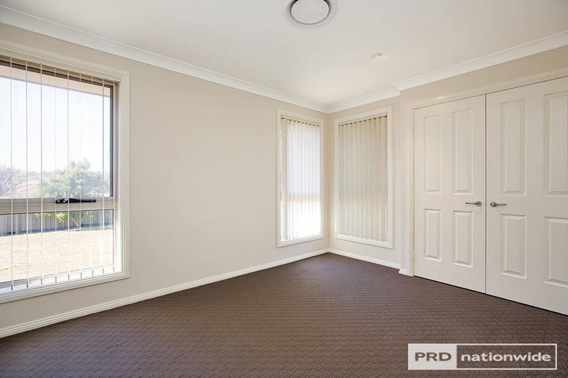 Photo - 54 Semillon Drive, Tamworth NSW 2340 - Image 14