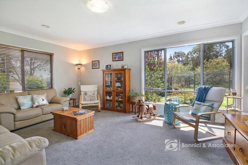 Photo - 54 Silky Oak Avenue, Wodonga VIC 3690 - Image 10