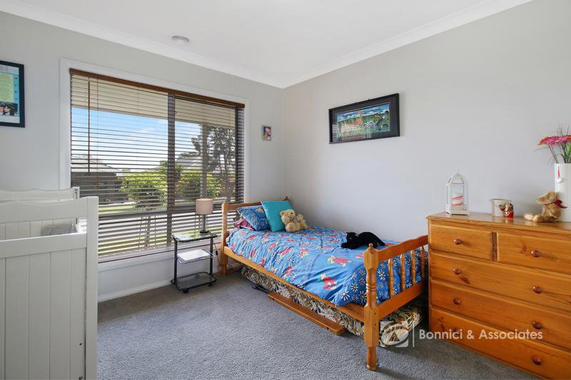 Photo - 54 Silky Oak Avenue, Wodonga VIC 3690 - Image 14