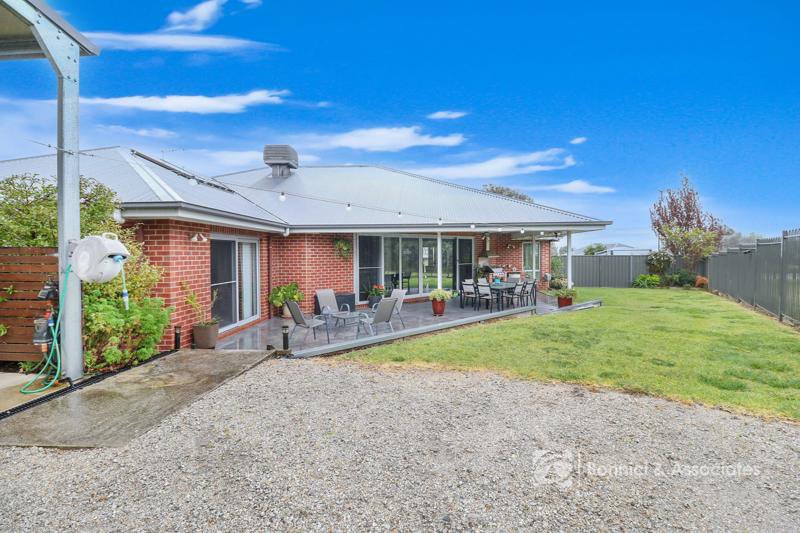 Photo - 54 Silky Oak Avenue, Wodonga VIC 3690 - Image 21