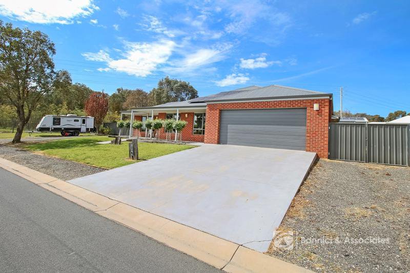 Photo - 54 Silky Oak Avenue, Wodonga VIC 3690 - Image 24