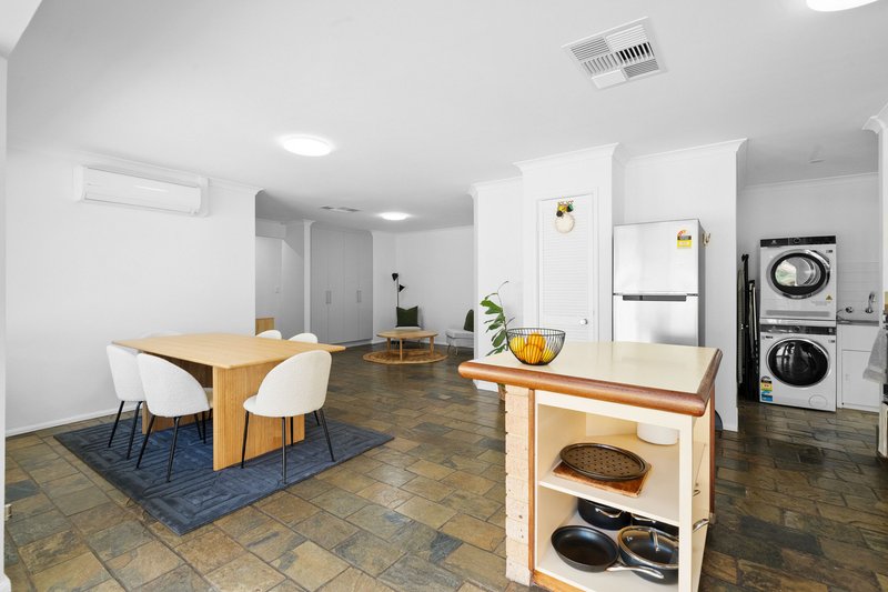 Photo - 54 Silversmith Street, Wellard WA 6170 - Image 10