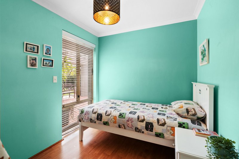 Photo - 54 Silversmith Street, Wellard WA 6170 - Image 13