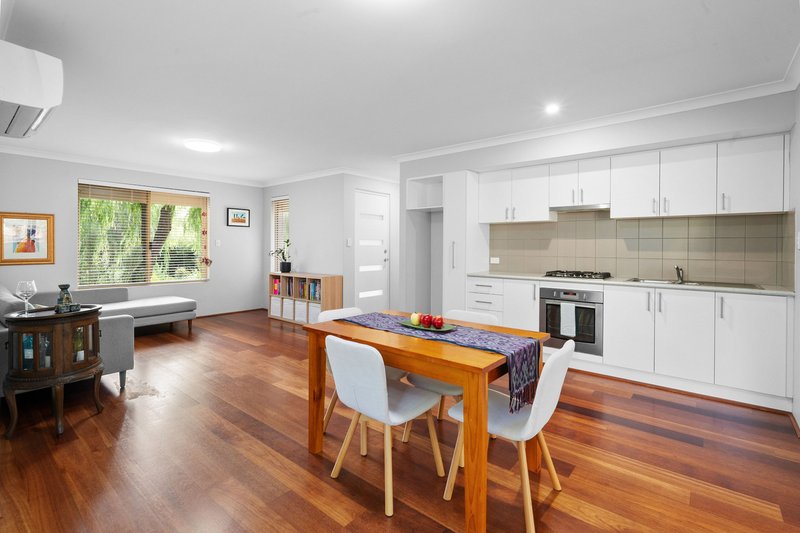 Photo - 54 Silversmith Street, Wellard WA 6170 - Image 18