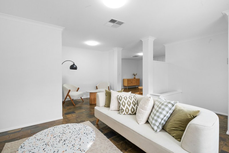 Photo - 54 Silversmith Street, Wellard WA 6170 - Image 21