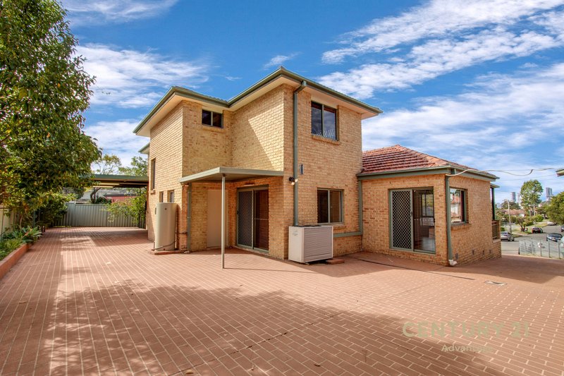 Photo - 54 Sturdee Street, Wentworthville NSW 2145 - Image 12