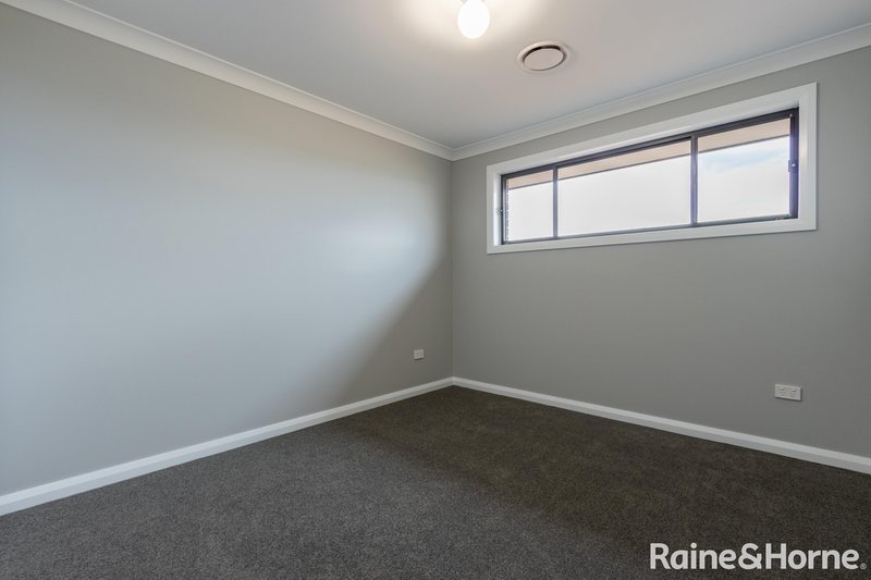 Photo - 54 Sunbright Road, Kelso NSW 2795 - Image 17