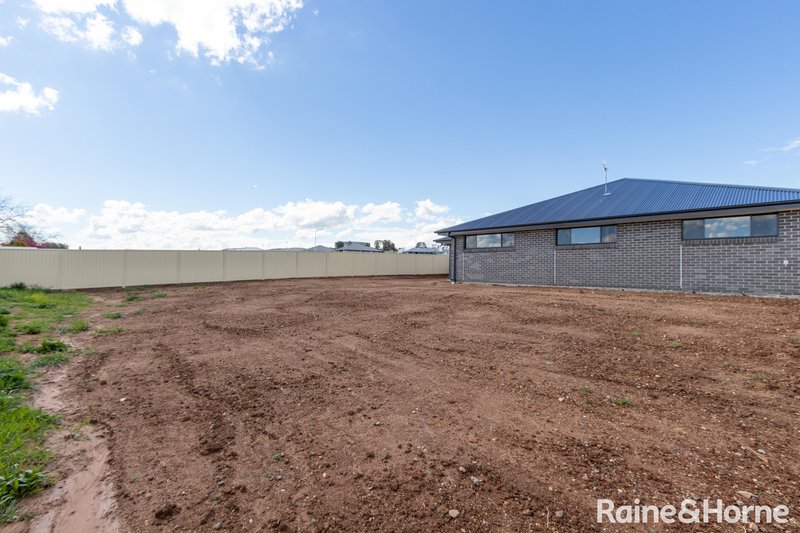 Photo - 54 Sunbright Road, Kelso NSW 2795 - Image 26