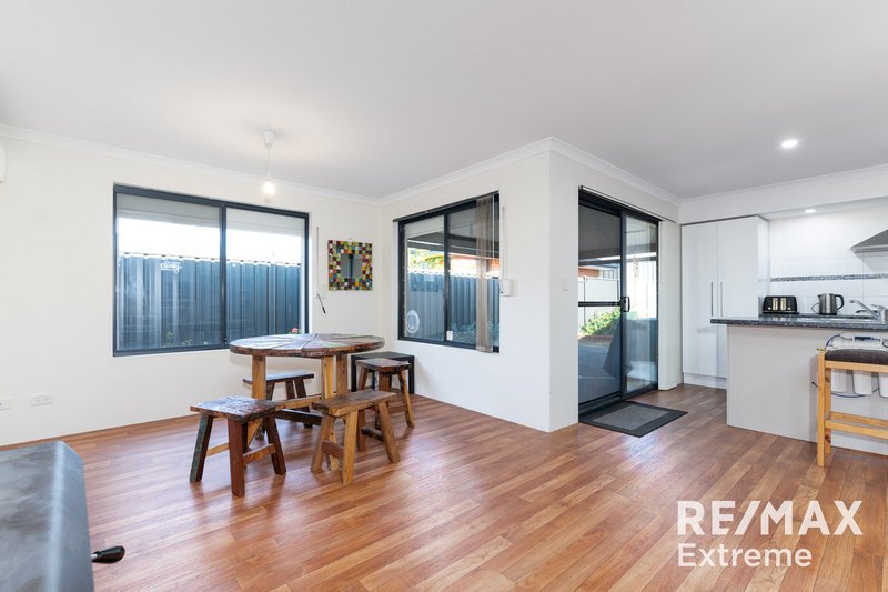 Photo - 54 Teasel Way, Banksia Grove WA 6031 - Image 9