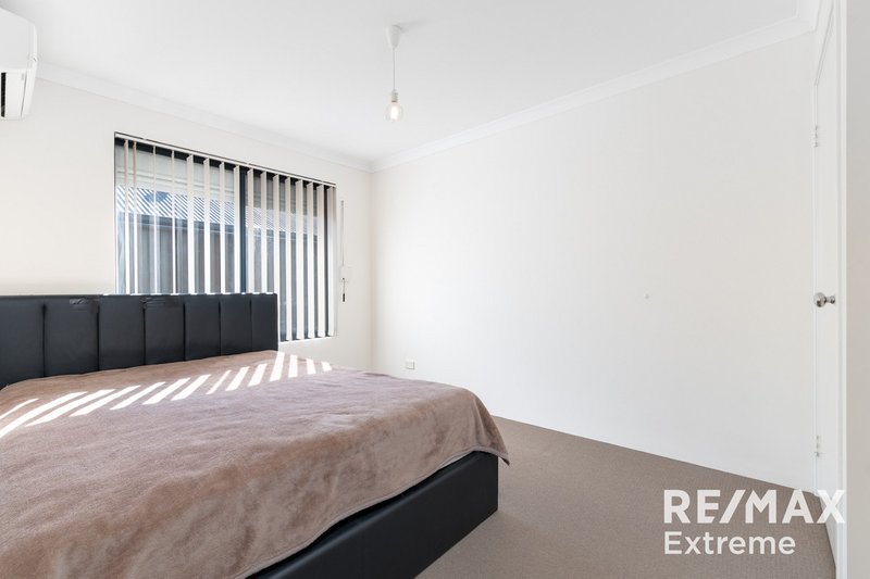 Photo - 54 Teasel Way, Banksia Grove WA 6031 - Image 13