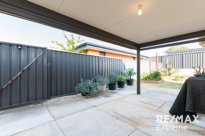 Photo - 54 Teasel Way, Banksia Grove WA 6031 - Image 19