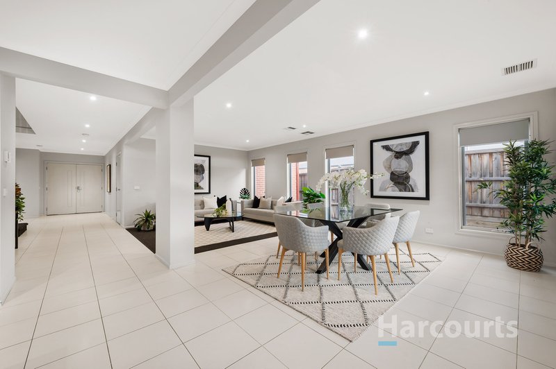 Photo - 54 The Range Boulevard, Croydon VIC 3136 - Image 5