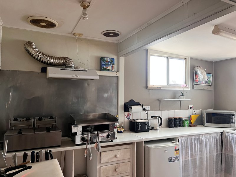 Photo - 54 Ti-Tree Road, The Pines SA 5577 - Image 10