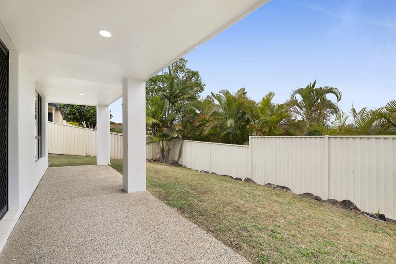 Photo - 54 Tiger Drive, Arundel QLD 4214 - Image 8