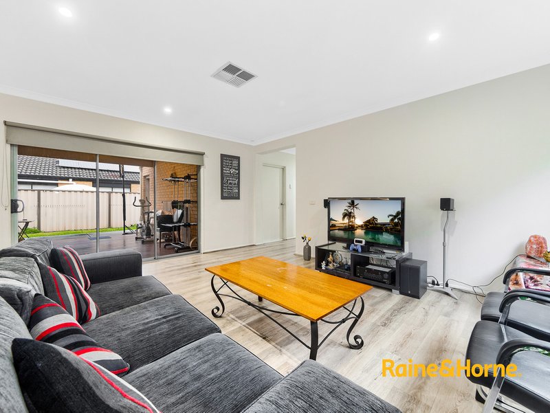 Photo - 54 Tomasetti Crescent, Narre Warren VIC 3805 - Image 20