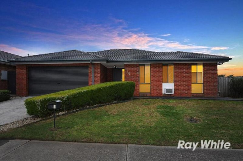 54 Trafalgar Way, Cranbourne East VIC 3977