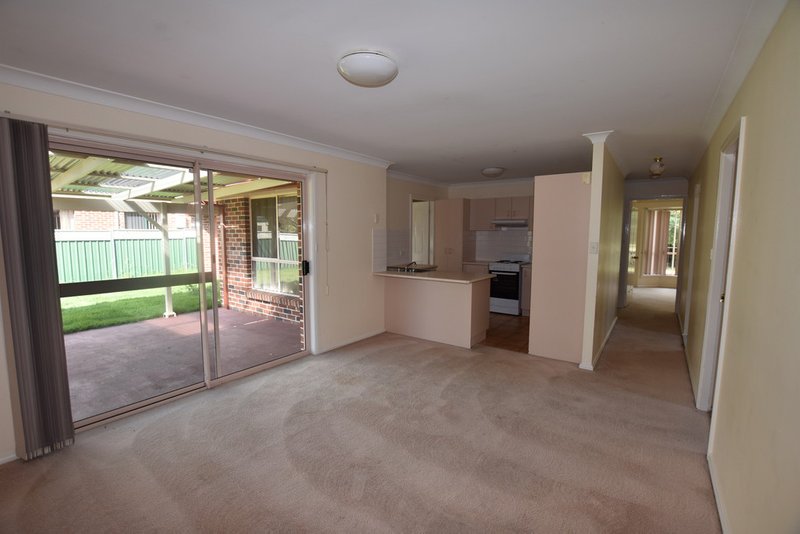 Photo - 54 Turner Crescent, Orange NSW 2800 - Image 2