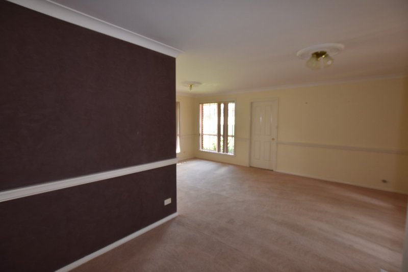 Photo - 54 Turner Crescent, Orange NSW 2800 - Image 4