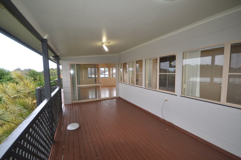 Photo - 54 Vendul Crescent, Port Macquarie NSW 2444 - Image 11