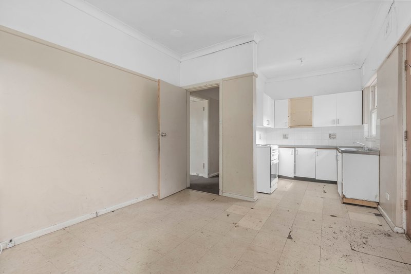 Photo - 54 Vicliffe Avenue, Campsie NSW 2194 - Image 5