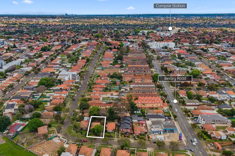 Photo - 54 Vicliffe Avenue, Campsie NSW 2194 - Image 9