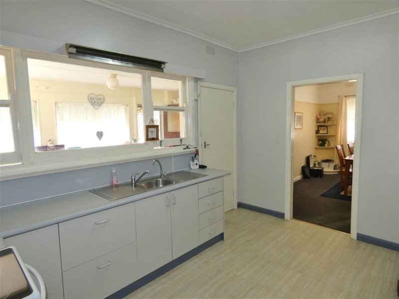 Photo - 54 Victoria Street, Dimboola VIC 3414 - Image 11