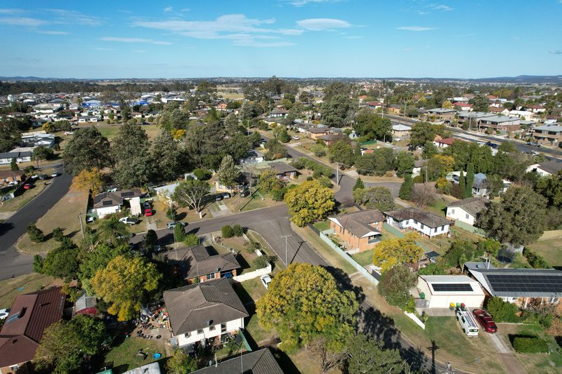 Photo - 54 Vindin Street, Rutherford NSW 2320 - Image 8