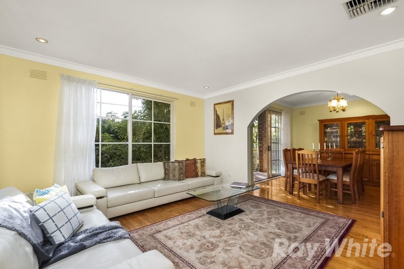 Photo - 54 Watsons Road, Glen Waverley VIC 3150 - Image 3