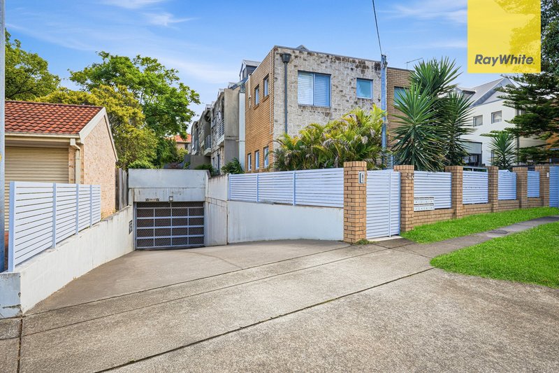 Photo - 5/4 Waugh Avenue, North Parramatta NSW 2151 - Image 19