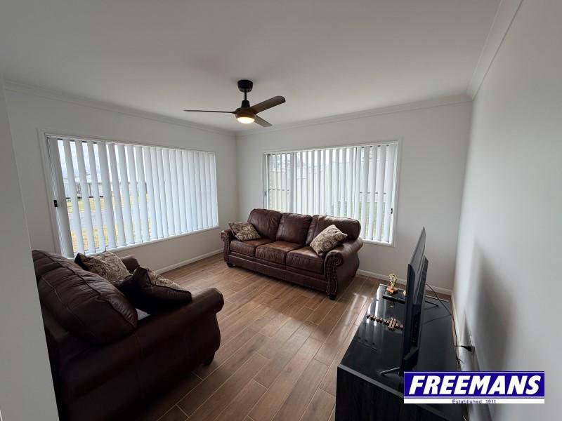 Photo - 54 Webster Street, Kingaroy QLD 4610 - Image 3