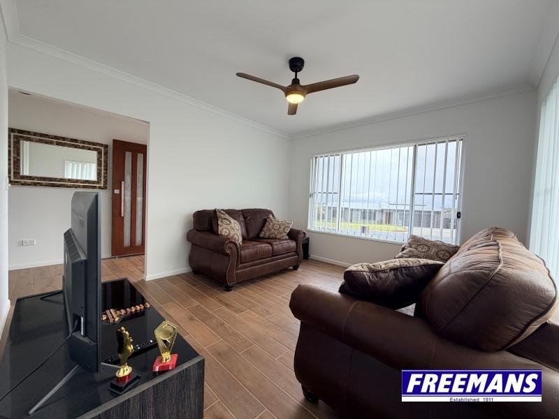 Photo - 54 Webster Street, Kingaroy QLD 4610 - Image 4