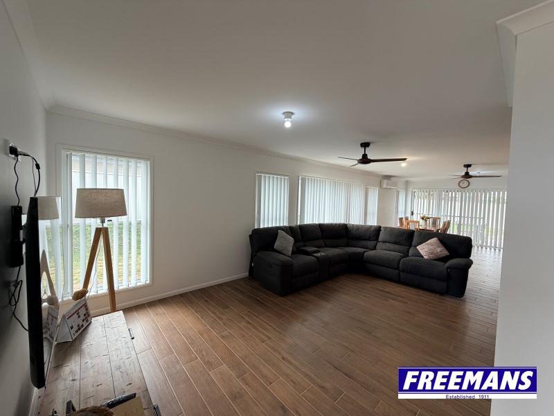 Photo - 54 Webster Street, Kingaroy QLD 4610 - Image 6