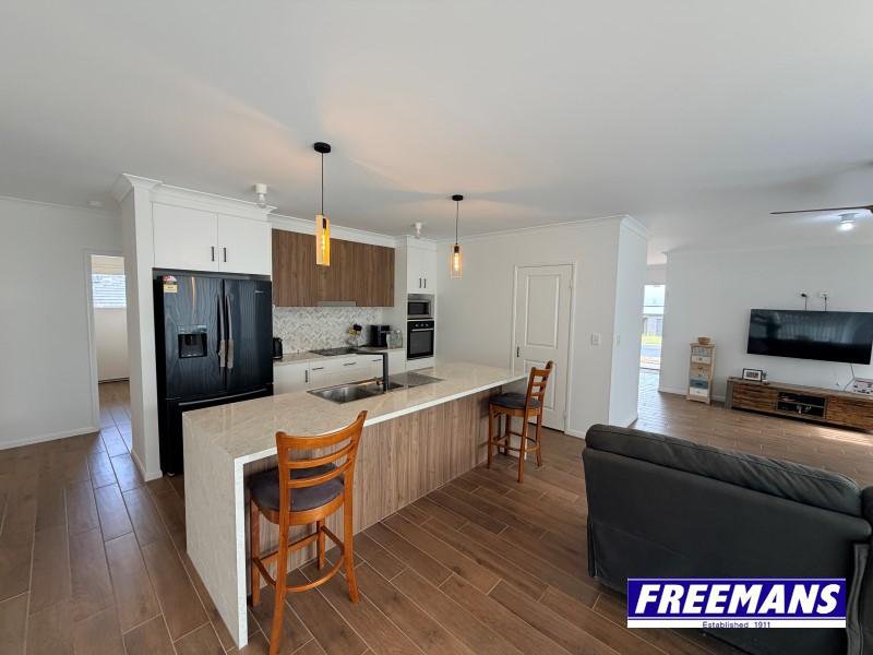 Photo - 54 Webster Street, Kingaroy QLD 4610 - Image 14