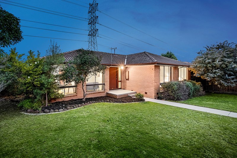 Photo - 54 Whitehaven Crescent, Mulgrave VIC 3170 - Image 12