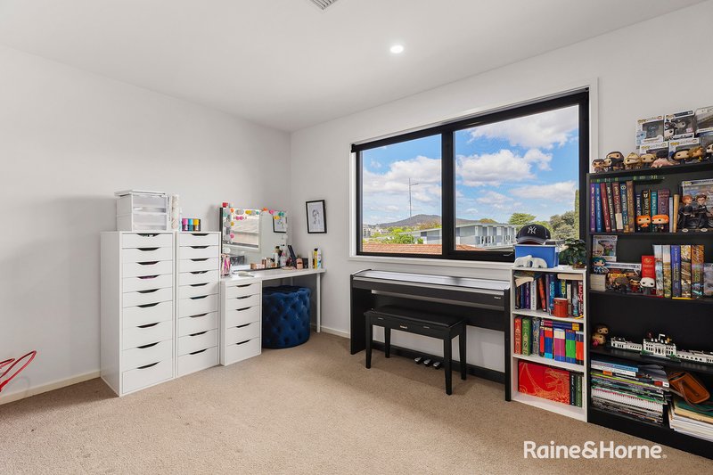 Photo - 5/40 Antill Street, Queanbeyan NSW 2620 - Image 9