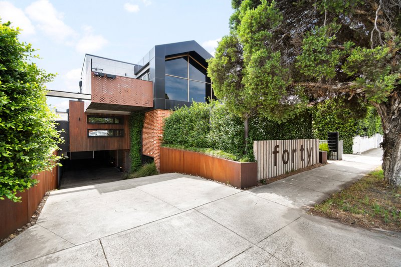 Photo - 5/40 Bell Street, Coburg VIC 3058 - Image 1
