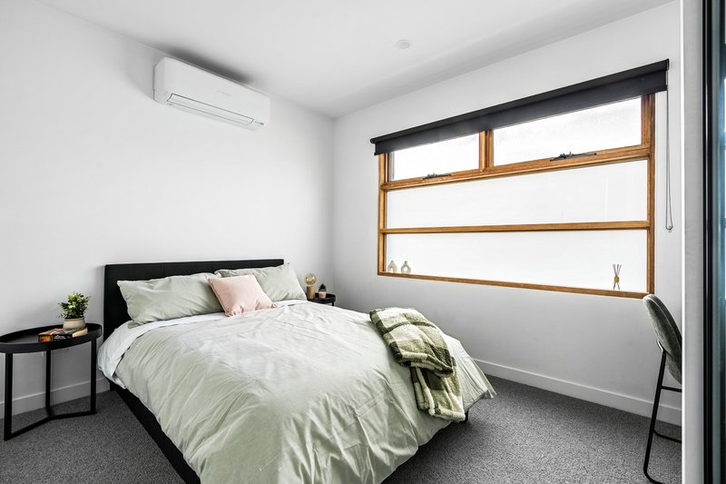 Photo - 5/40 Bell Street, Coburg VIC 3058 - Image 5
