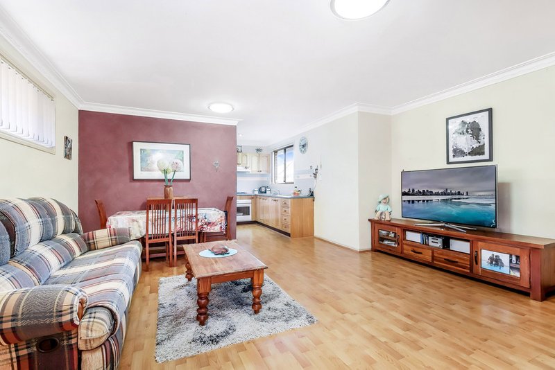 Photo - 5/40 Dutton Street, Bankstown NSW 2200 - Image 2