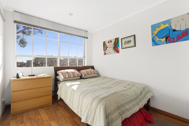 Photo - 5/40 Woorayl Street, Carnegie VIC 3163 - Image 5