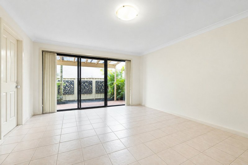 Photo - 5/41 Beach Street, Harrington NSW 2427 - Image 2