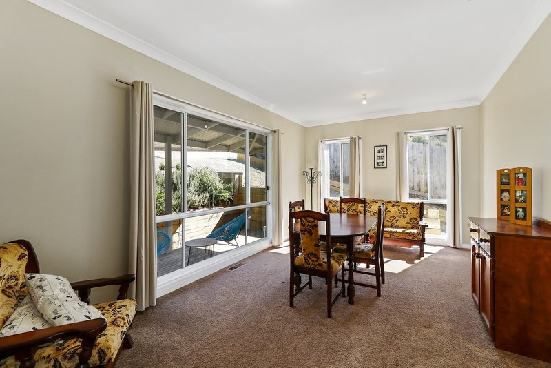 Photo - 5/41 Howard Street, Seville VIC 3139 - Image 5