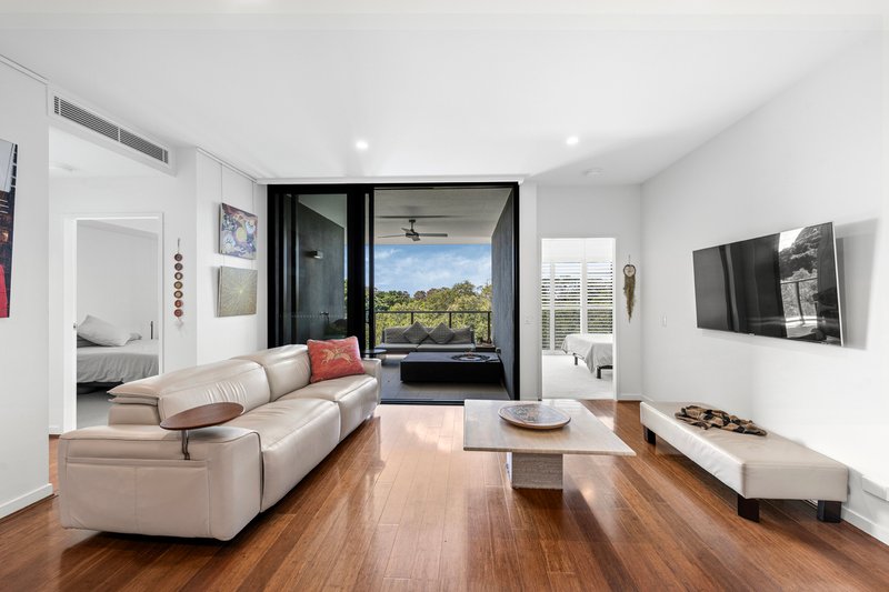 Photo - 5411/331 Macarthur Avenue, Hamilton QLD 4007 - Image 1
