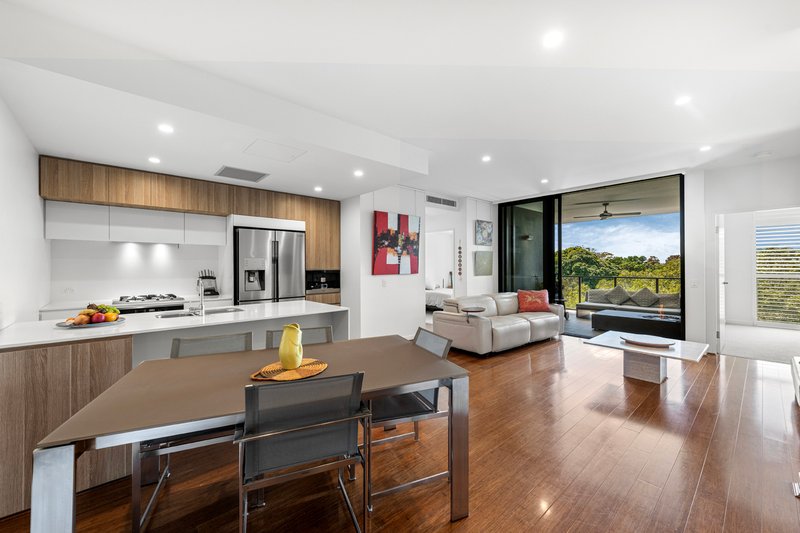 Photo - 5411/331 Macarthur Avenue, Hamilton QLD 4007 - Image 5