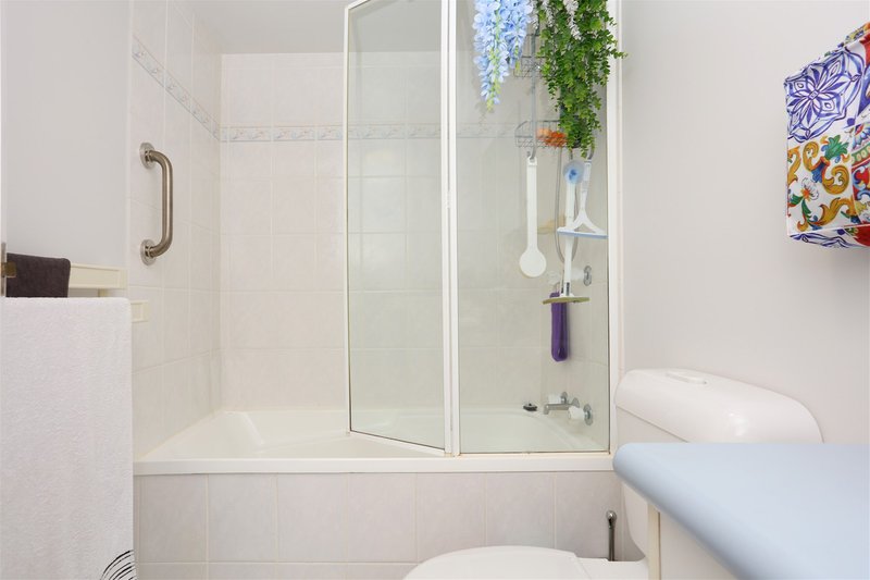 Photo - 5/416 Marine Parade, Biggera Waters QLD 4216 - Image 12