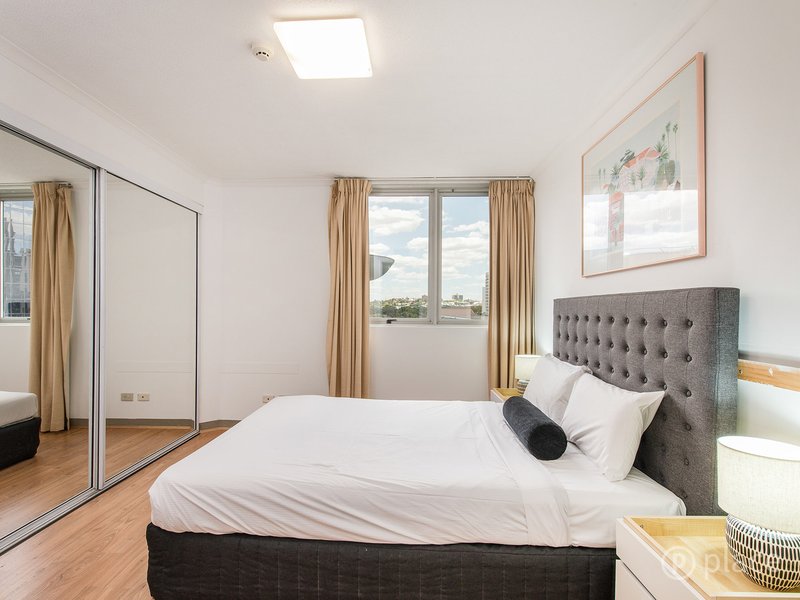 Photo - 54/160 Roma Street, Brisbane City QLD 4000 - Image 5