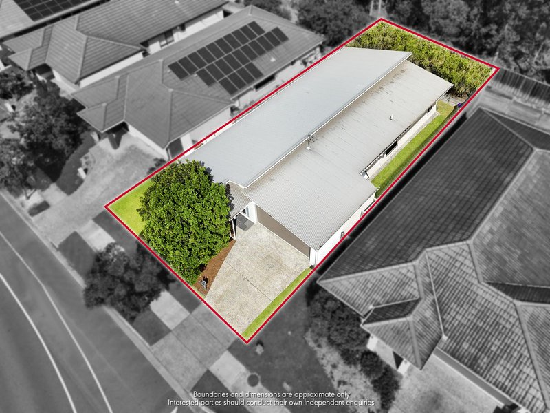 Photo - 542 Gainsborough Drive, Pimpama QLD 4209 - Image 1