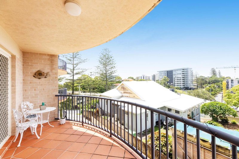 Photo - 5/42 Garrick Street, Coolangatta QLD 4225 - Image 3