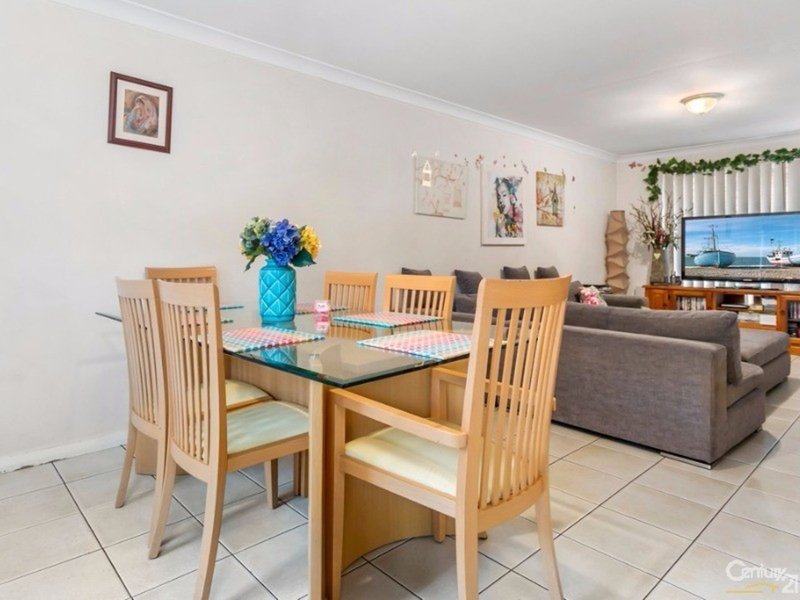 Photo - 5/42 Mclean Street, Liverpool NSW 2170 - Image 4