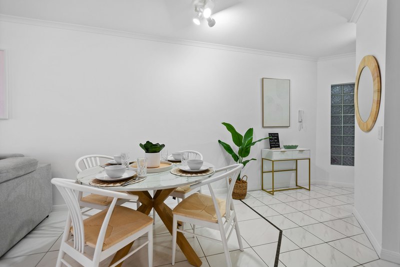 Photo - 5/42 Moore Street, Trinity Beach QLD 4879 - Image 16